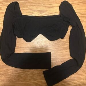 Black Long Sleeve Crop Top